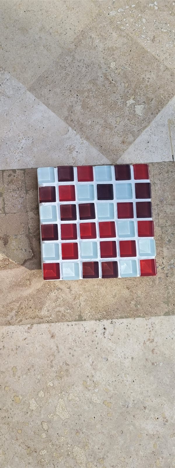 Lamington Smash coaster, scattered raspberry red and white glass tiles